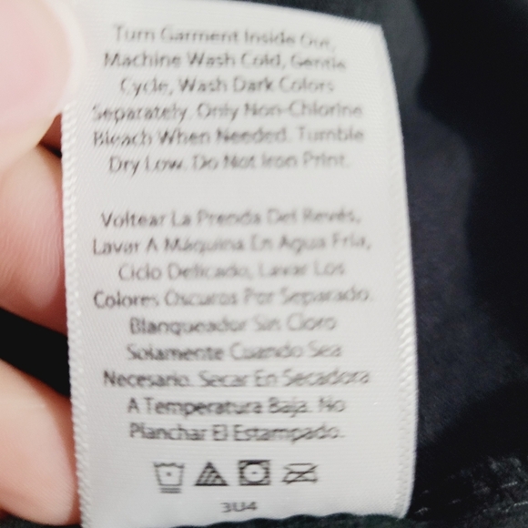 Luck Of The Irish Saint Patrick's Day Celtic Cross Graphic T-Shirt Unisex Size L - Picture 10 of 10